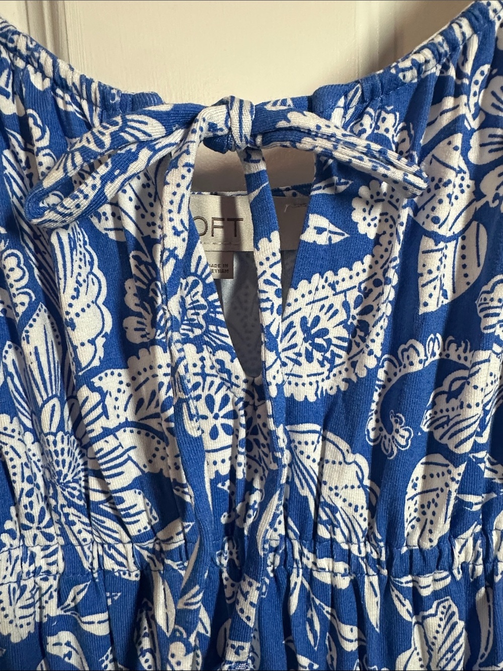 NWTS LOFT Blue and White Floral Maxi Dress w/Adj Spaghetti Straps Sz L - Picture 8 of 10